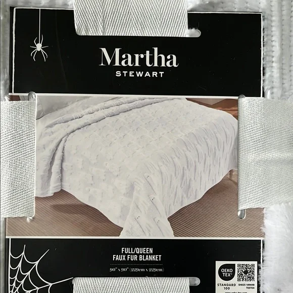 Martha Stewart White Ghostly Throw